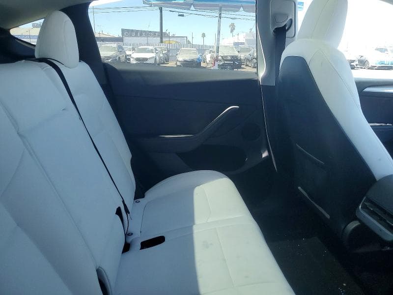2023 TESLA MODEL Y 10