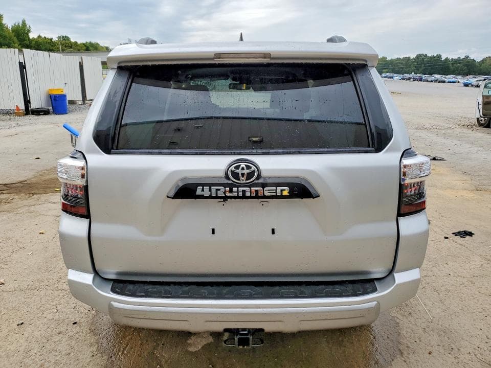 2023 TOYOTA 4RUNNER TRD OFF-ROAD 6