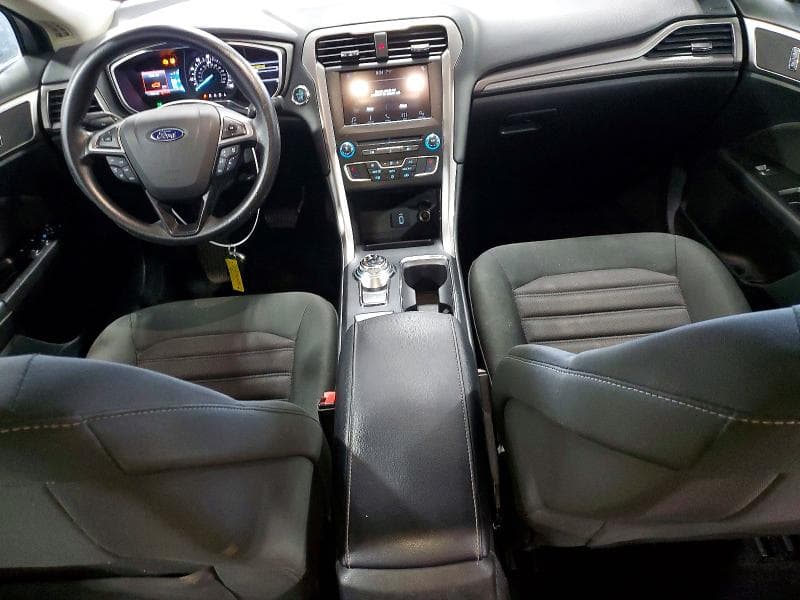 2017 FORD FUSION SE 8