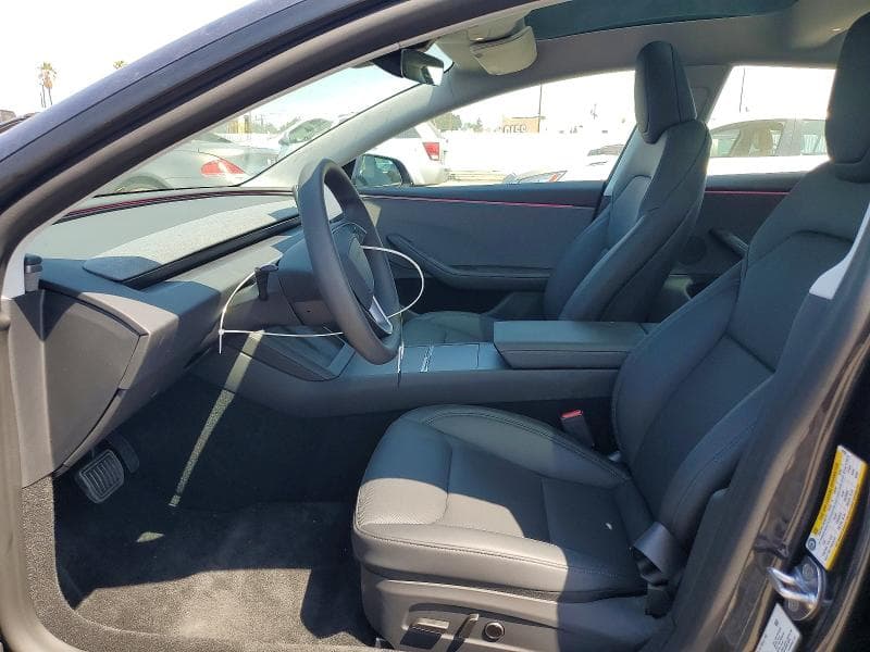 2026 TESLA MODEL 3 7