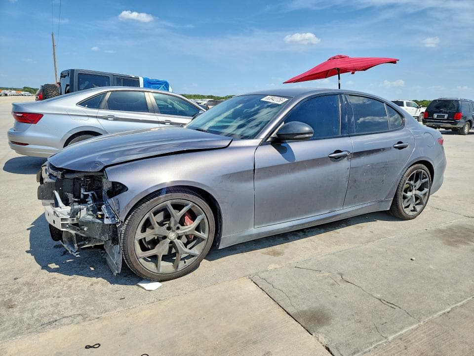 2020 ALFA ROMEO GIULIA - 1