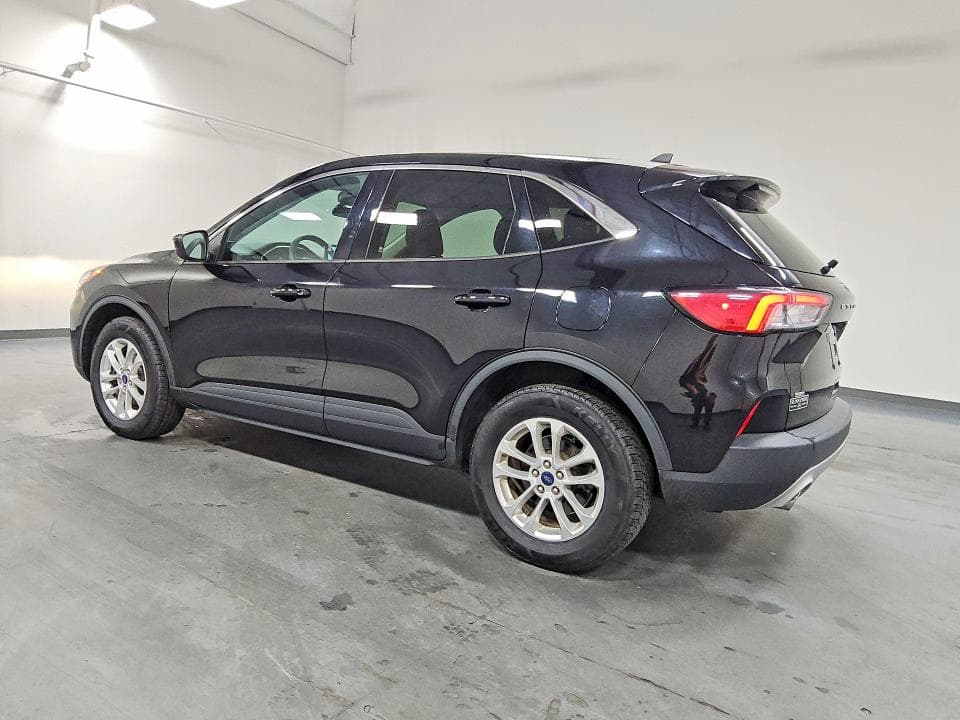 2021 FORD ESCAPE SE 2