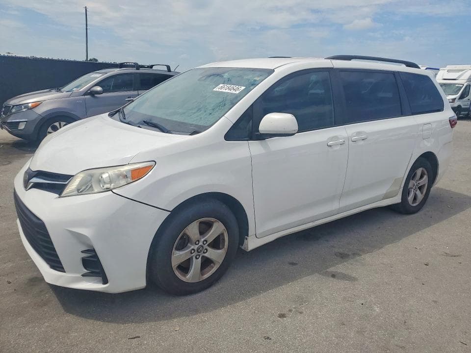 2020 TOYOTA SIENNA LE - 1