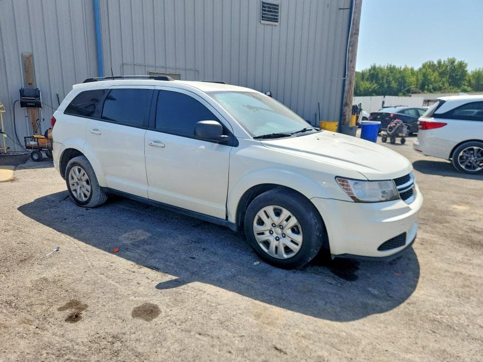 2019 DODGE JOURNEY SE 4