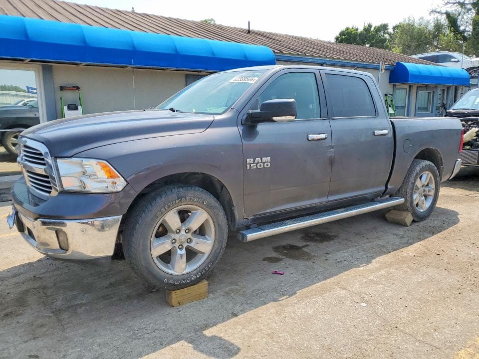2017 RAM 1500 SLT - 1