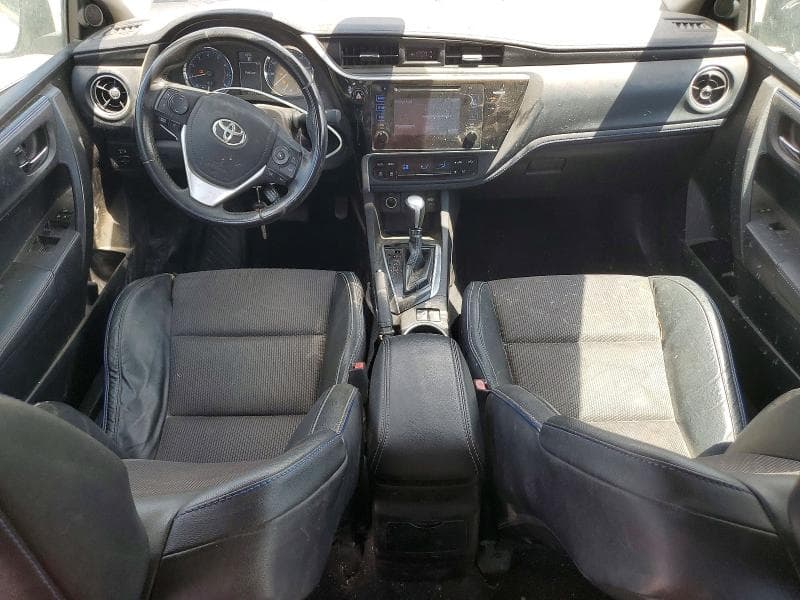 2017 TOYOTA COROLLA SE 8