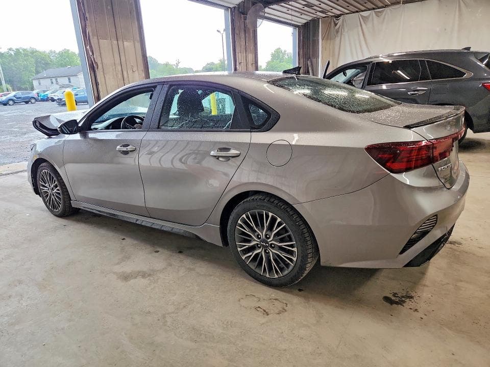 2023 KIA FORTE GT LINE 2