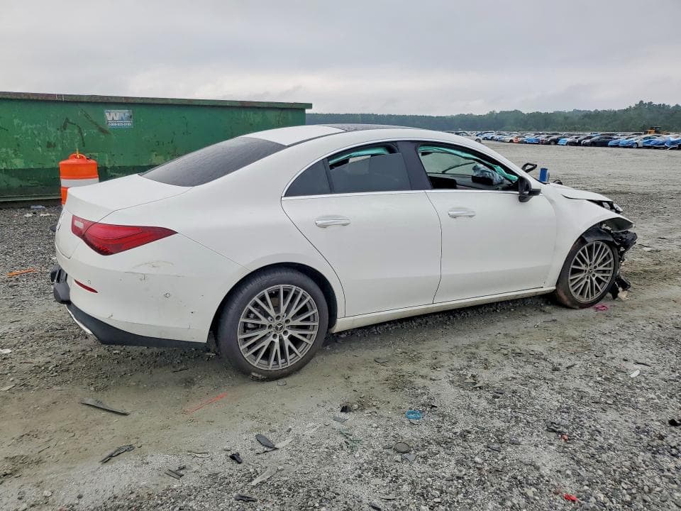2025 MERCEDES-BENZ CLA 250 3