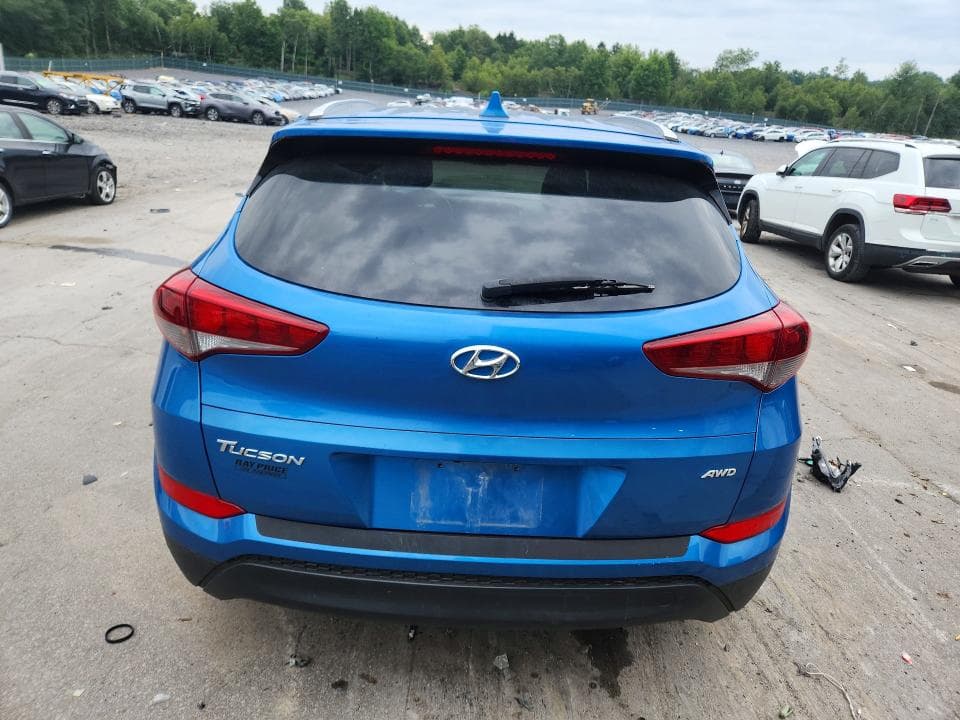2017 HYUNDAI TUCSON SE PLUS 6