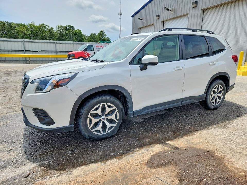 2023 SUBARU FORESTER PREMIUM - 1