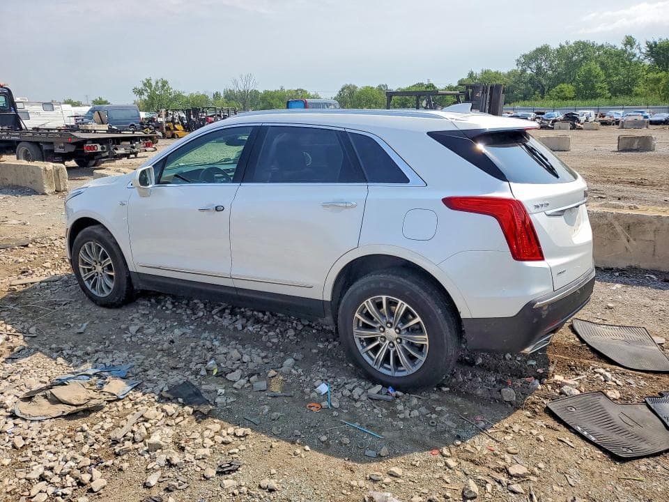 2019 CADILLAC XT5 LUXURY 2