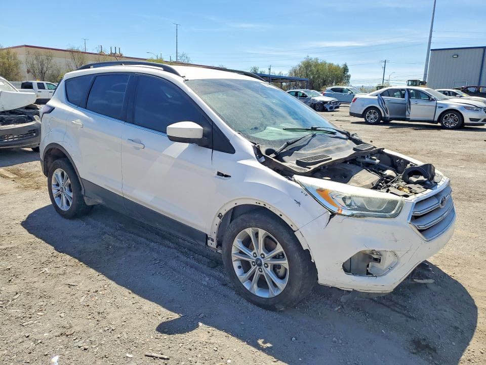 2018 FORD ESCAPE SEL 4