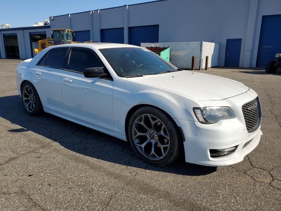 2018 CHRYSLER 300 S 4