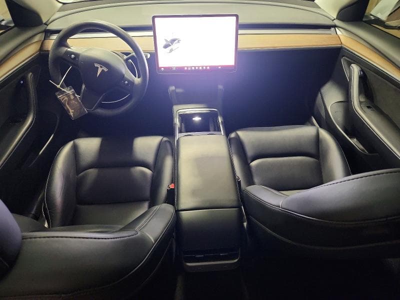 2023 TESLA MODEL 3 8