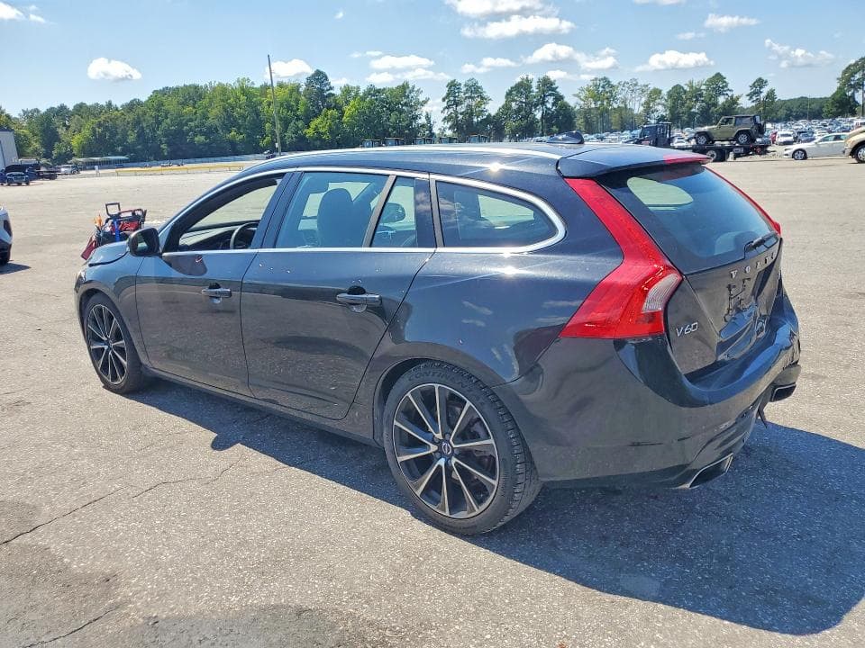 2017 VOLVO V60 T5 PREMIER 2