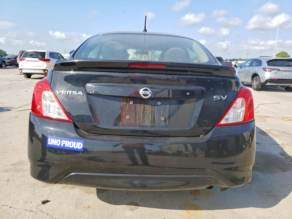 2017 NISSAN VERSA 1.6 SV 6