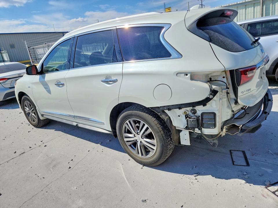 2020 INFINITI QX60 LUXE 2