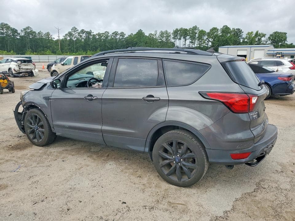 2019 FORD ESCAPE SE 2