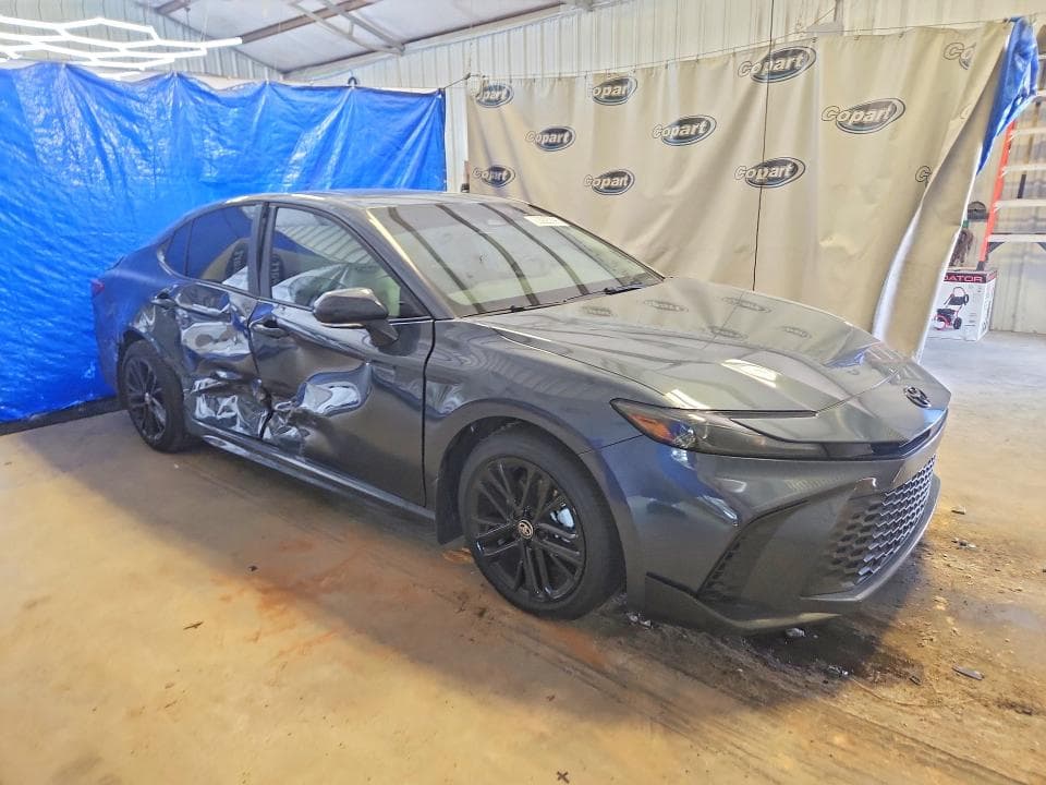 2026 TOYOTA CAMRY SE 4