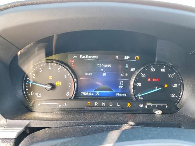 2021 FORD EXPLORER XLT 9
