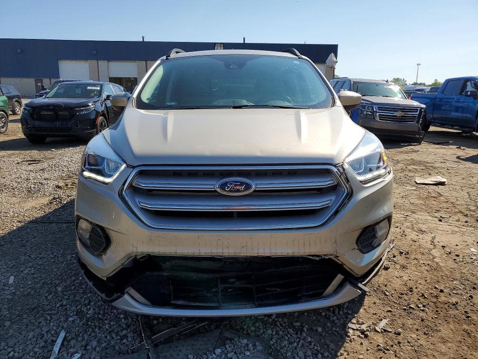 2018 FORD ESCAPE SEL 5