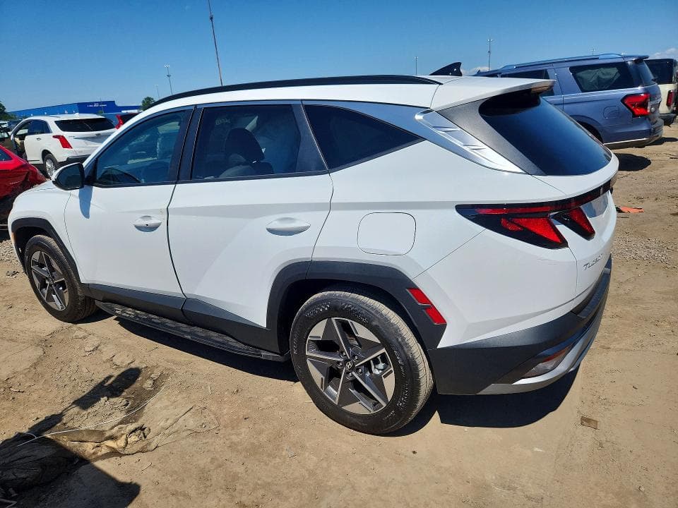 2026 HYUNDAI TUCSON SEL 2