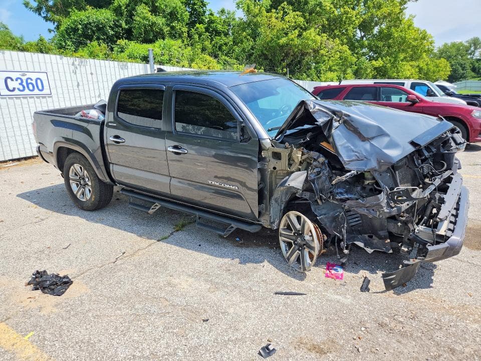 2018 TOYOTA TACOMA LIMITED 4