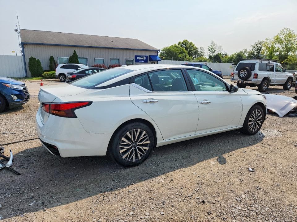 2025 NISSAN ALTIMA SV 3