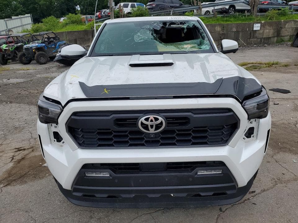 2025 TOYOTA TACOMA TRD SPORT HV 5