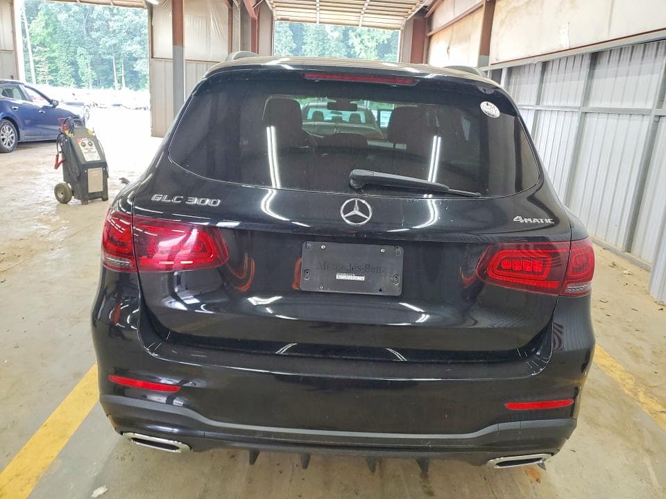2020 MERCEDES-BENZ GLC 300 4MATIC 6