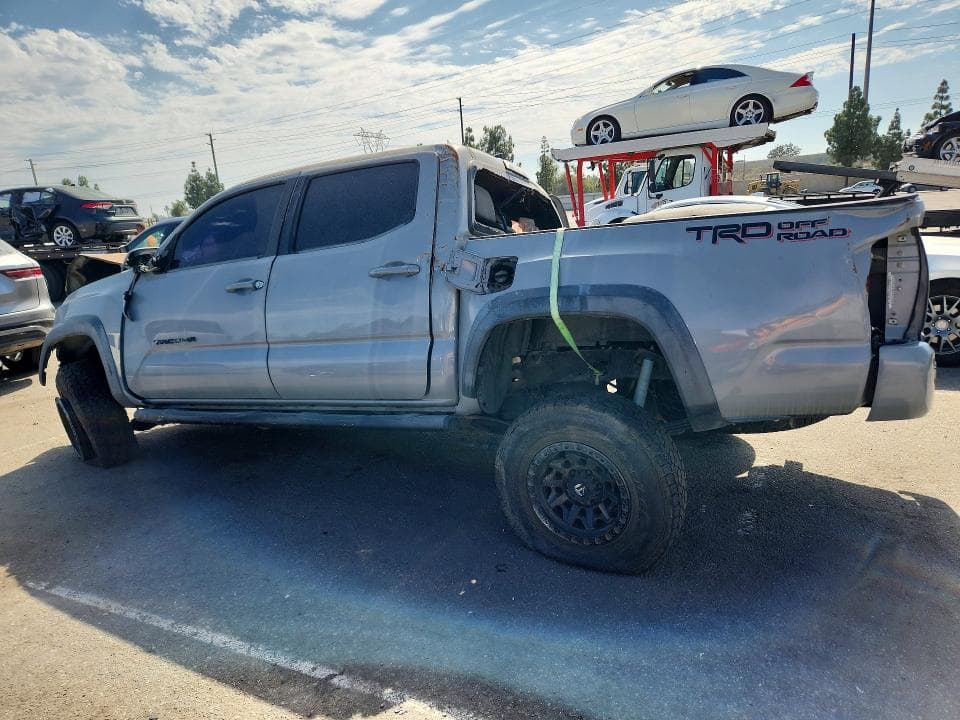2018 TOYOTA TACOMA TRD OFF-ROAD 2