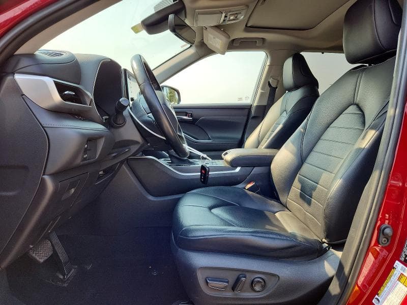 2020 TOYOTA HIGHLANDER XLE 7