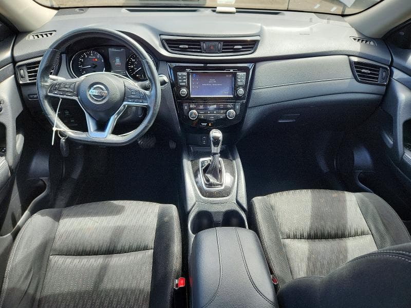 2017 NISSAN ROGUE SV 8