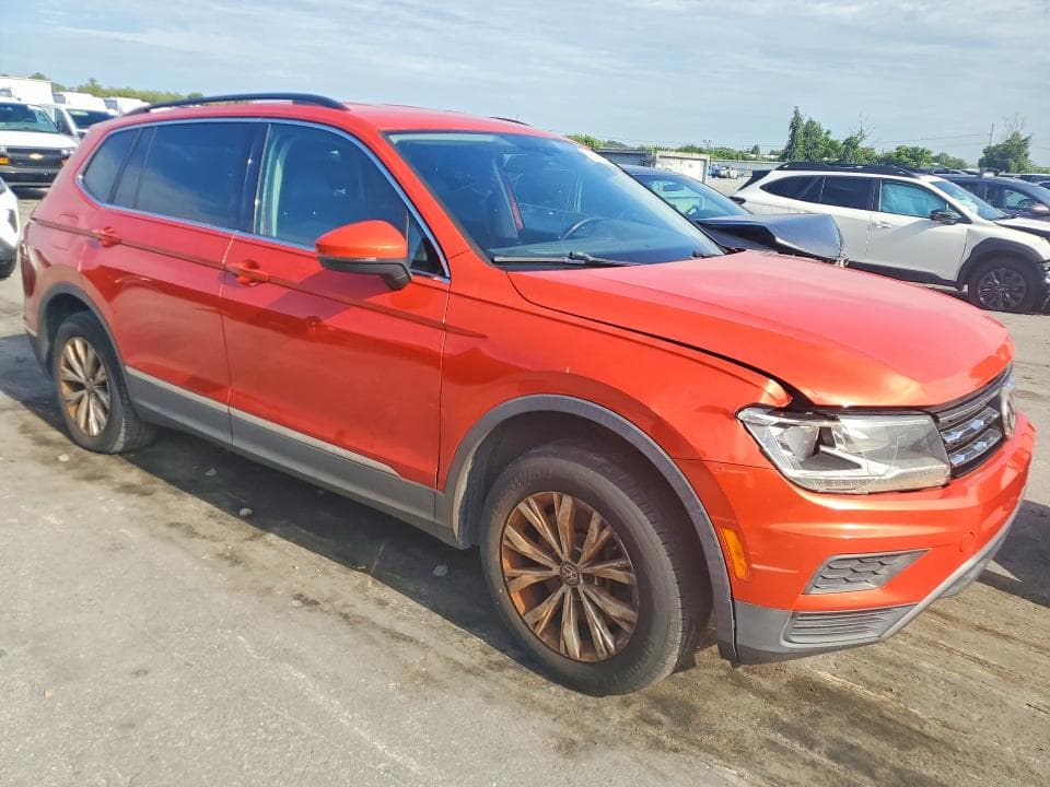 2018 VOLKSWAGEN TIGUAN SE 4