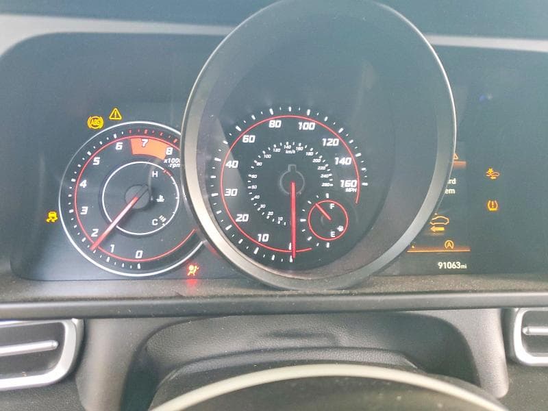 2023 HYUNDAI ELANTRA SE 9