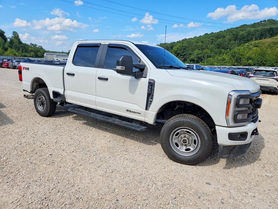 2023 FORD F350 SUPER DUTY 4