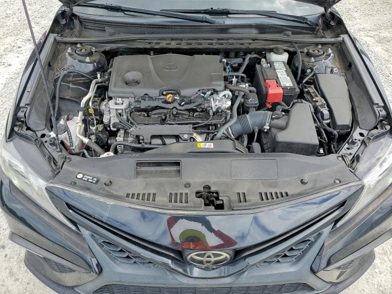 2022 TOYOTA CAMRY SE 11