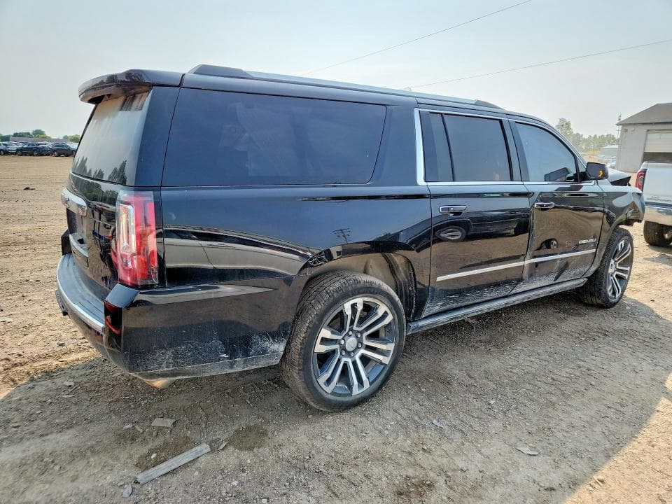 2018 GMC YUKON XL DENALI 3