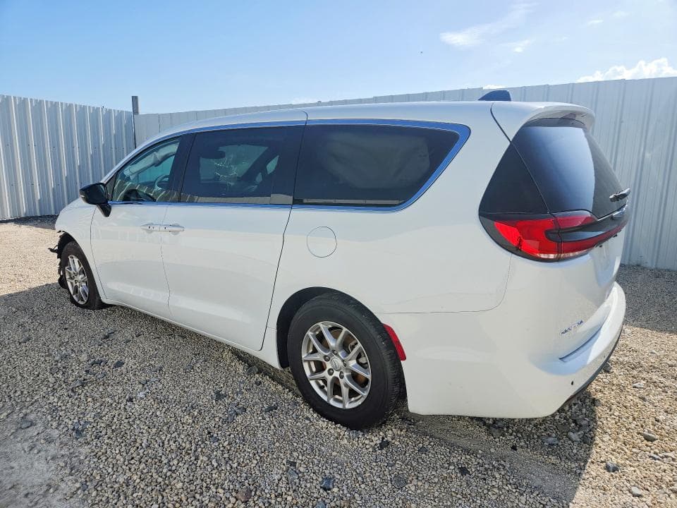 2026 CHRYSLER PACIFICA SELECT 2