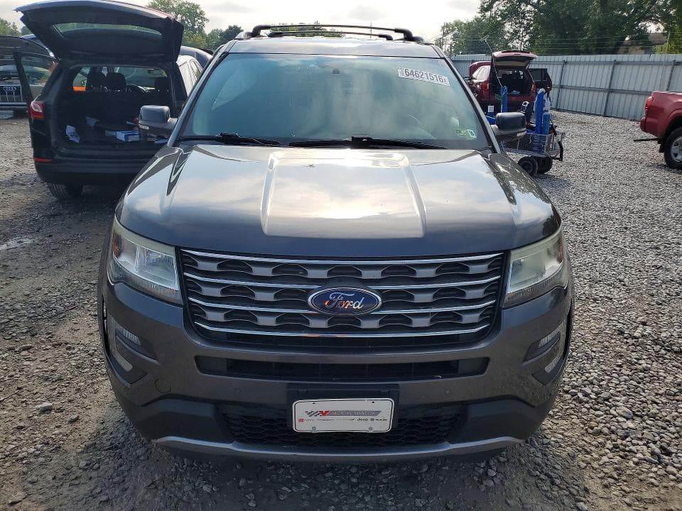 2017 FORD EXPLORER XLT 5