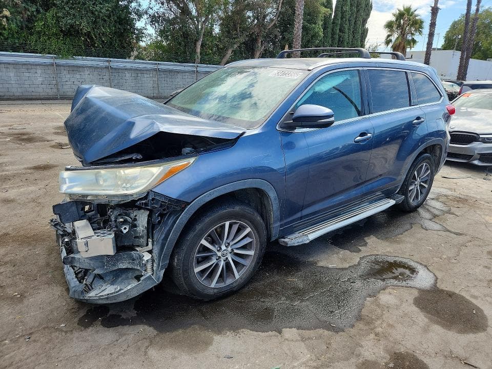 2017 TOYOTA HIGHLANDER XLE - 1