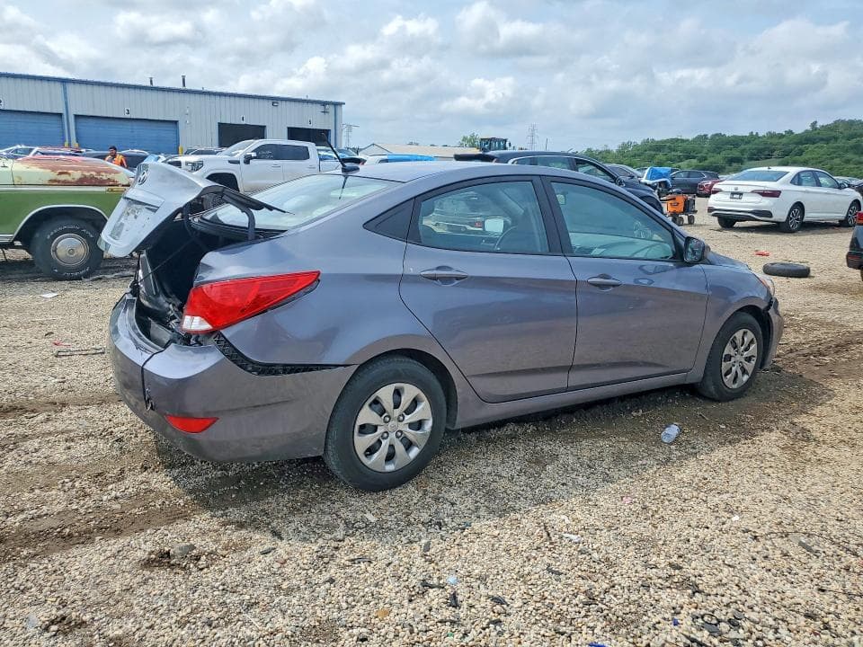 2017 HYUNDAI ACCENT SE 3
