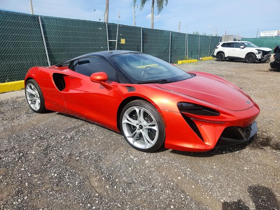 2023 MCLAREN AUTOMOTIVE ARTURA 4
