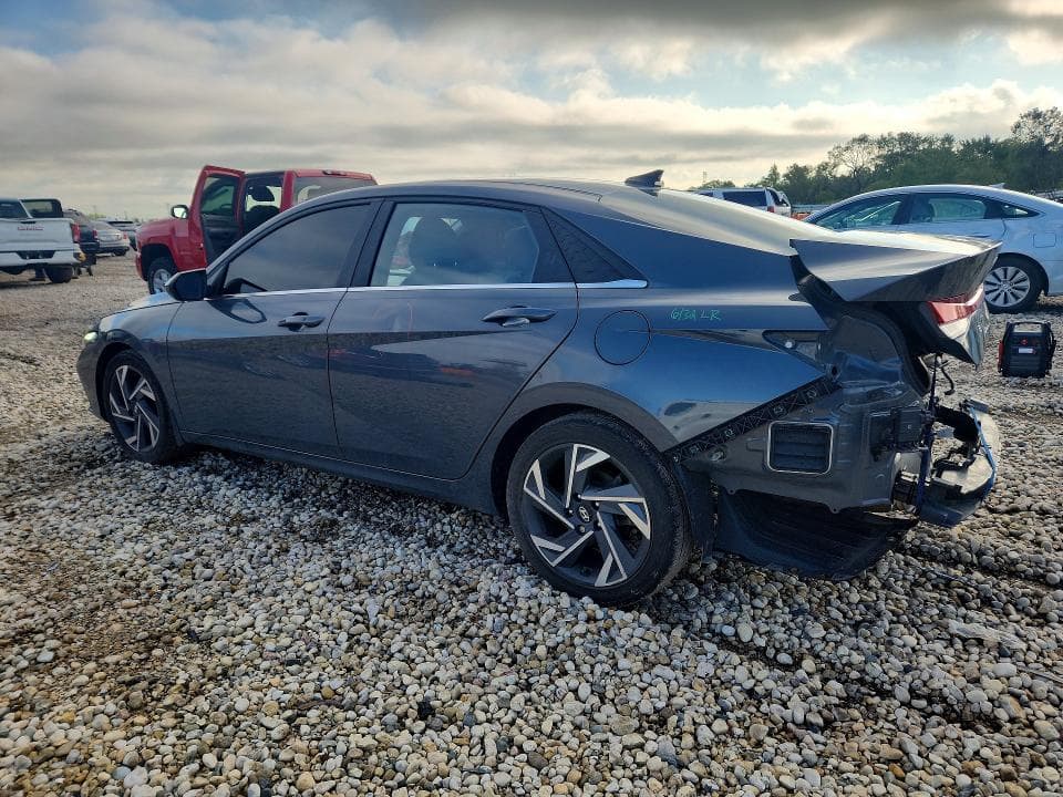 2024 HYUNDAI ELANTRA SEL 2