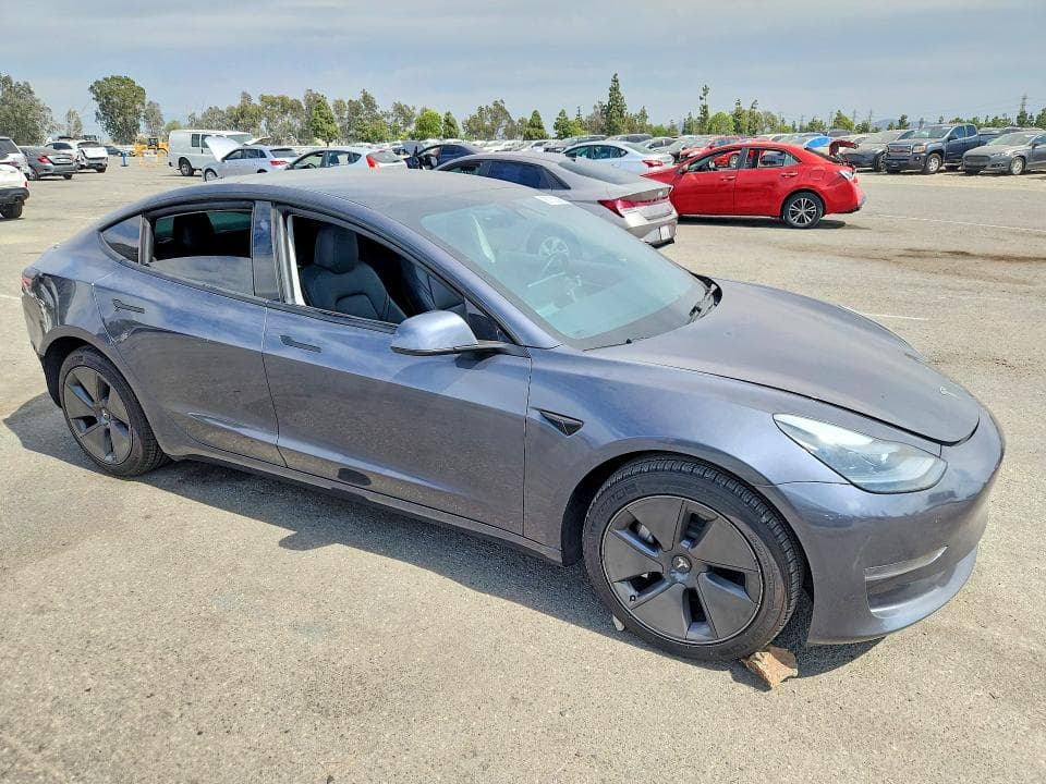 2023 TESLA MODEL 3 4