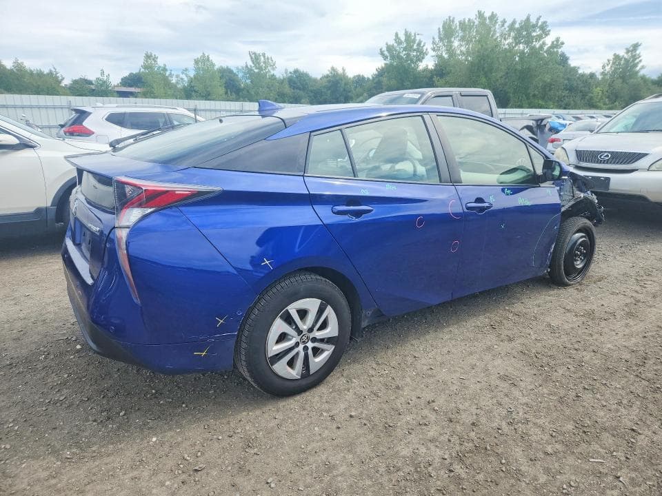 2017 TOYOTA PRIUS THREE 3