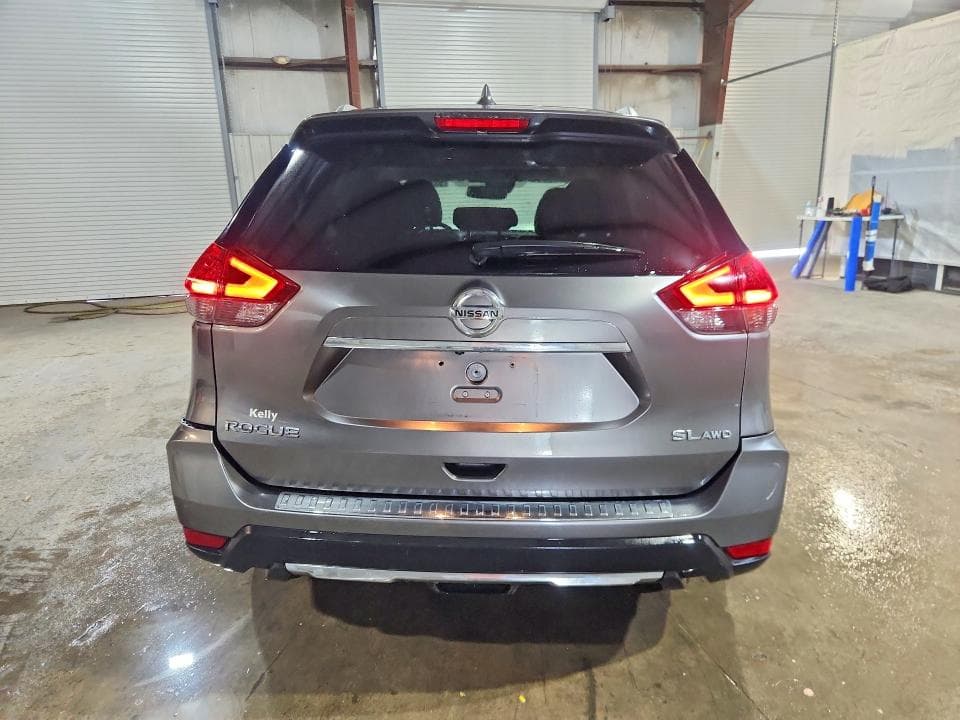 2017 NISSAN ROGUE SL 6