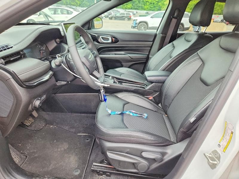 2024 JEEP COMPASS LATITUDE 7