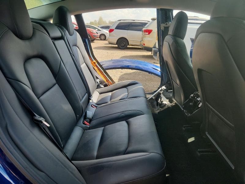 2018 TESLA MODEL 3 10