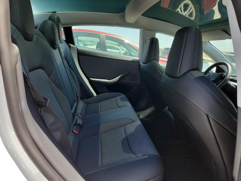 2026 TESLA MODEL 3 10